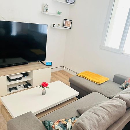 Charmant Appartement Americain Saint-Denis  Extérieur photo